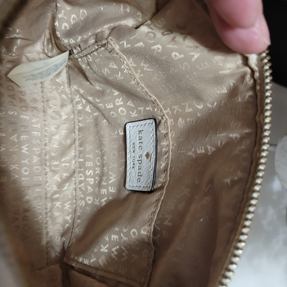 Kate Spade Pebbled Leather Perri Lane Crossbody - Picture 5 of 5